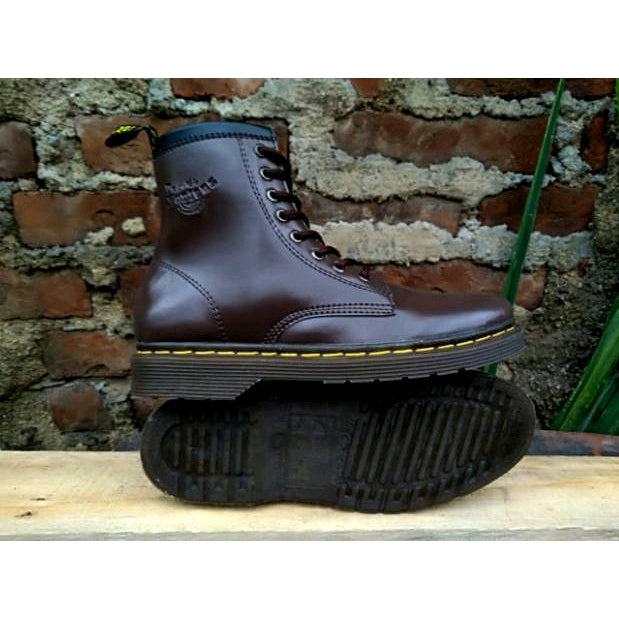 Botas Dr. Martens Dokmart 8 agujeros G'S Store